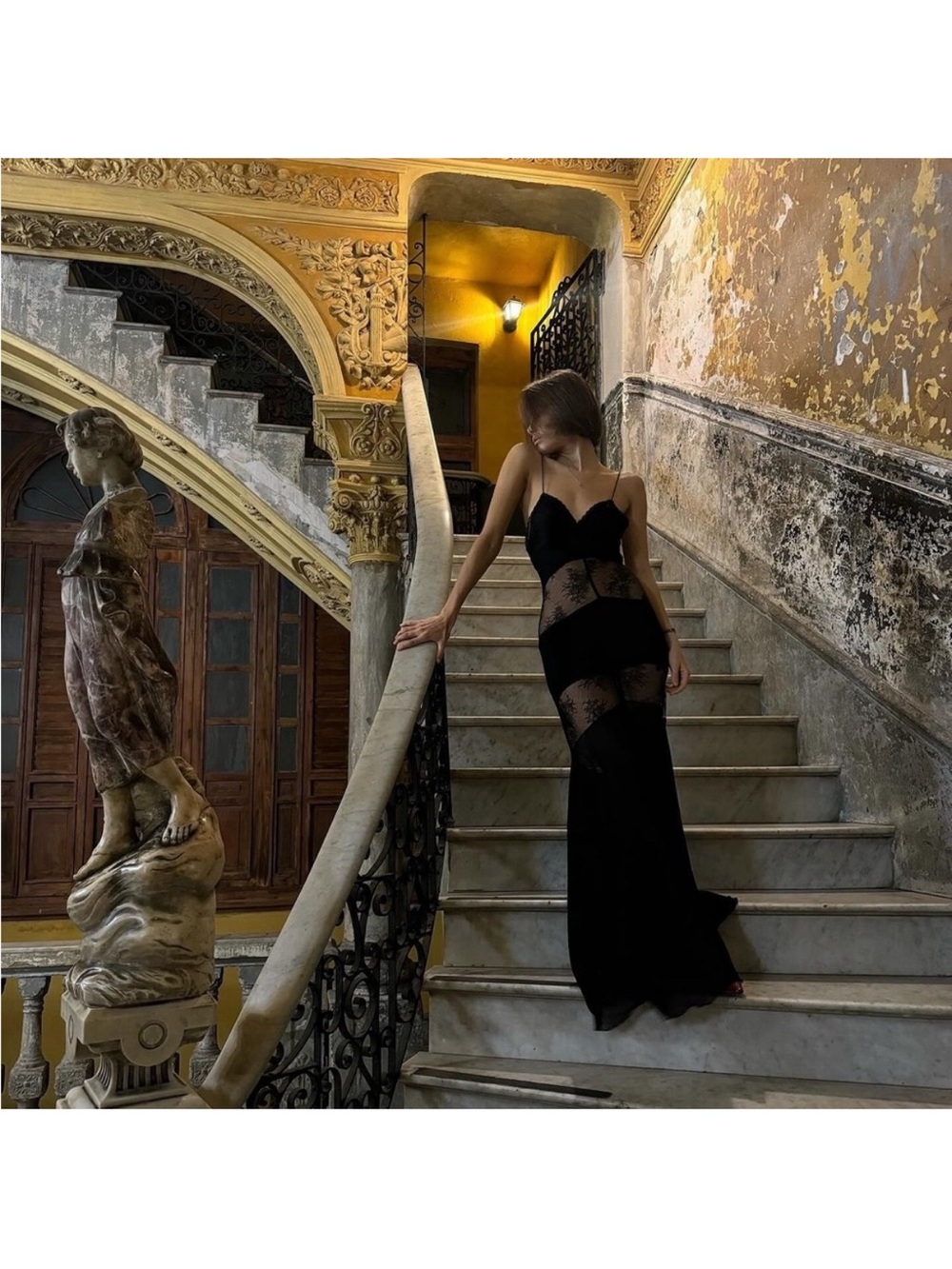 Rat and boa Venezia black lace insert gown in size XXS PETITE - Picture 8 of 11